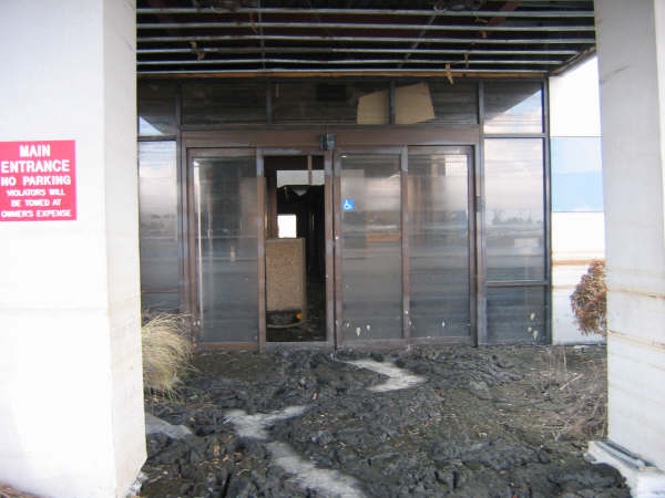 Doctor's office, front 1.jpg