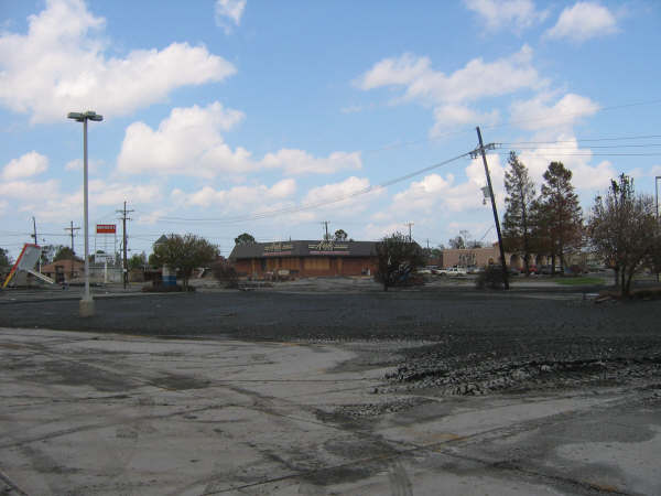 Parking lot, doctors office 4.jpg